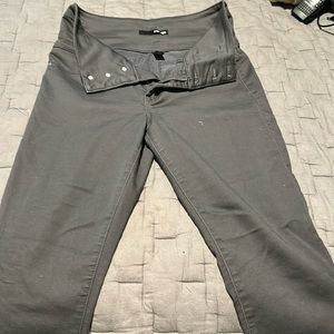 Size 10 Gray Refuge Skinny Jeans